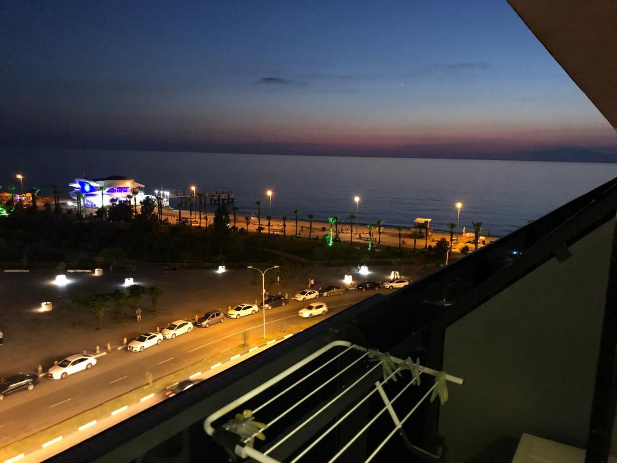 Panorama Beach Tower Batumi Ngoại thất bức ảnh